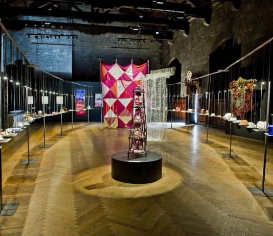 L’eterno desiderio della fiber art va in scena a Como miniartextil