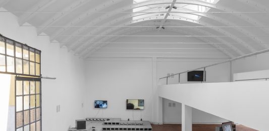 A Milano i video di 21 artisti internazionali raccontano la diaspora e l’apartheid in Palestina ordet