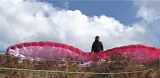 15 artisti rileggono il mito di Icaro, in una mostra diffusa in Puglia