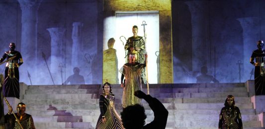 A noi si schiude il ciel: un’Aida bellissima e attuale, al Teatro Antico di Taormina