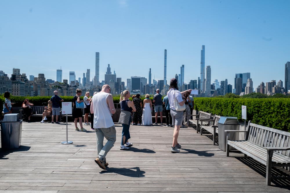 Jennie C. Jones, Ensemble, Metropolitan Museum, New York, 2025, ph. Francesca Magnani