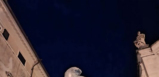 Di soglie e silenzi: intervista a Luciano Massari sulla mostra diffusa a Sarzana luciano massari