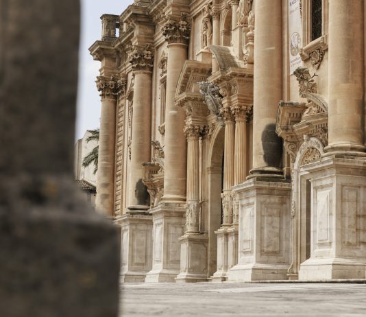 Al Ragusa Foto Festival 2025 la fotografia tra memoria e paesaggio