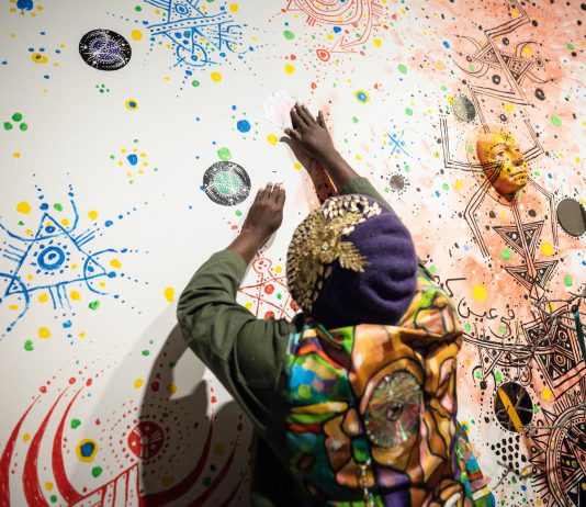 Tatuaggio: storia di un’arte, una tecnica seduttiva, una cura e un simbolo di umanità