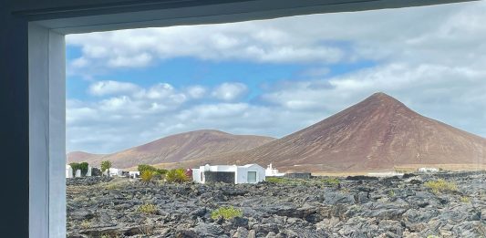 Viaggi straordinari. Marco Strappato a Lanzarote lanzarote