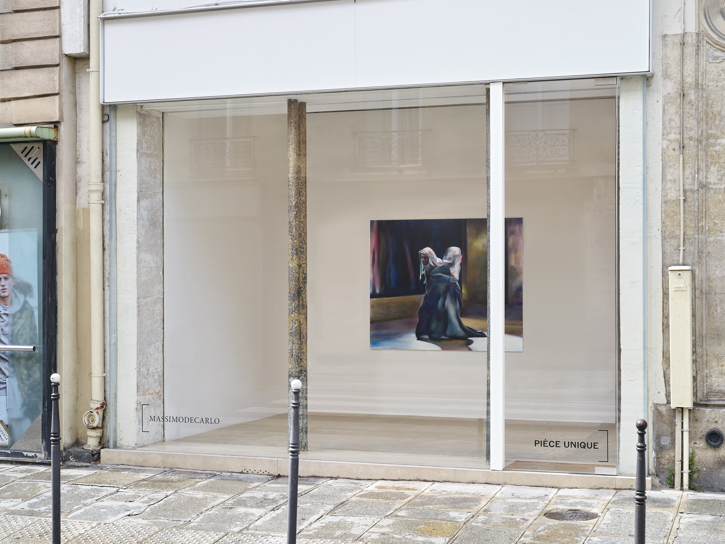 Iva Lulashi, veduta della mostra, Pièce Unique MassimoDeCarlo, Parigi, 2025 ©Thomas Lannes courtesy MASSIMODECARLO