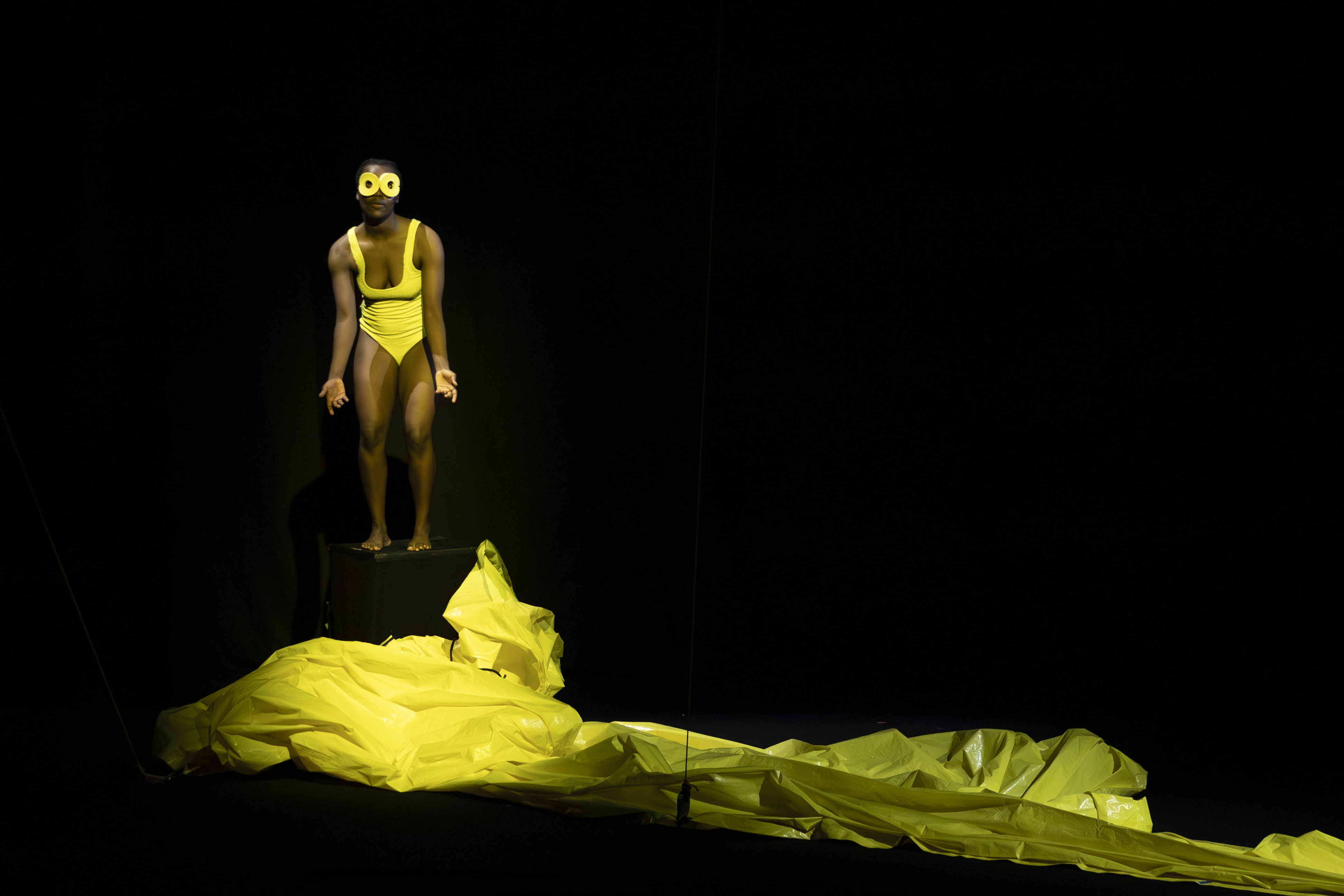 ESZTER SALAMON, MONUMENT 0.10, PH MONIA PAVONI, Festival Oriente Occidente di Rovereto, 2025