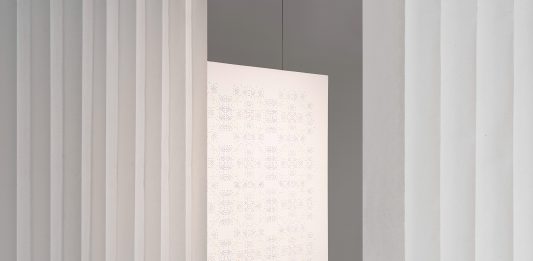 À Jour: ricami di carta e di vetro da Mare Karina a Venezia