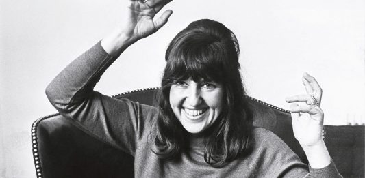 Addio a Rosalyn Drexler: morta a 98 anni l’artista wrestler fuori dagli schemi