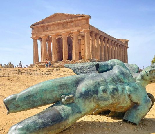 Doors of CHANGE Doors of CHANGE