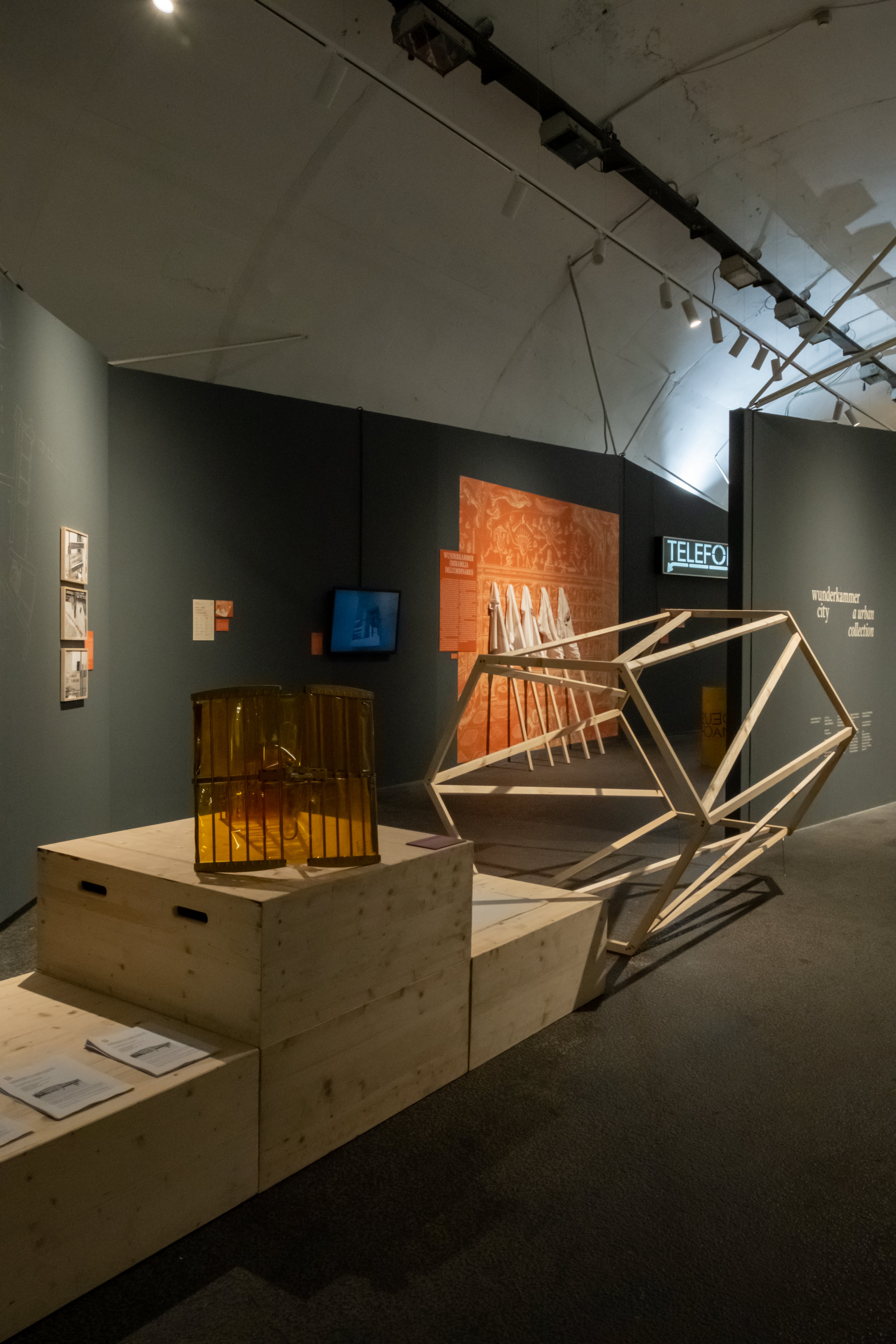 Wunderkammer City, veduta della mostra, Trento, 2025, ph. Adele Bea Cipste