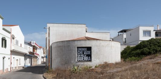 «L’arte va fatta persistentemente e di continuo». Zehra Doğan al MACC di Calasetta