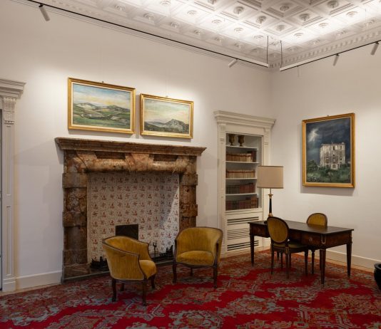 Alla Fondazione Adolfo Pini, aperture straordinarie e visite guidate con la curatrice