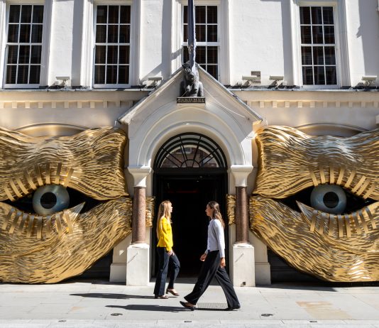 $ 100 milioni e tutto venduto per la collezione di Pauline Karpidas pauline karpidas