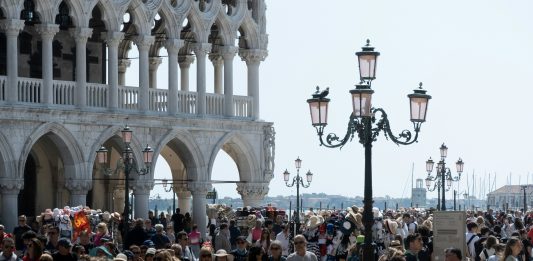 Oversound: il rumore del turismo a Venezia diventa paesaggio sonoro