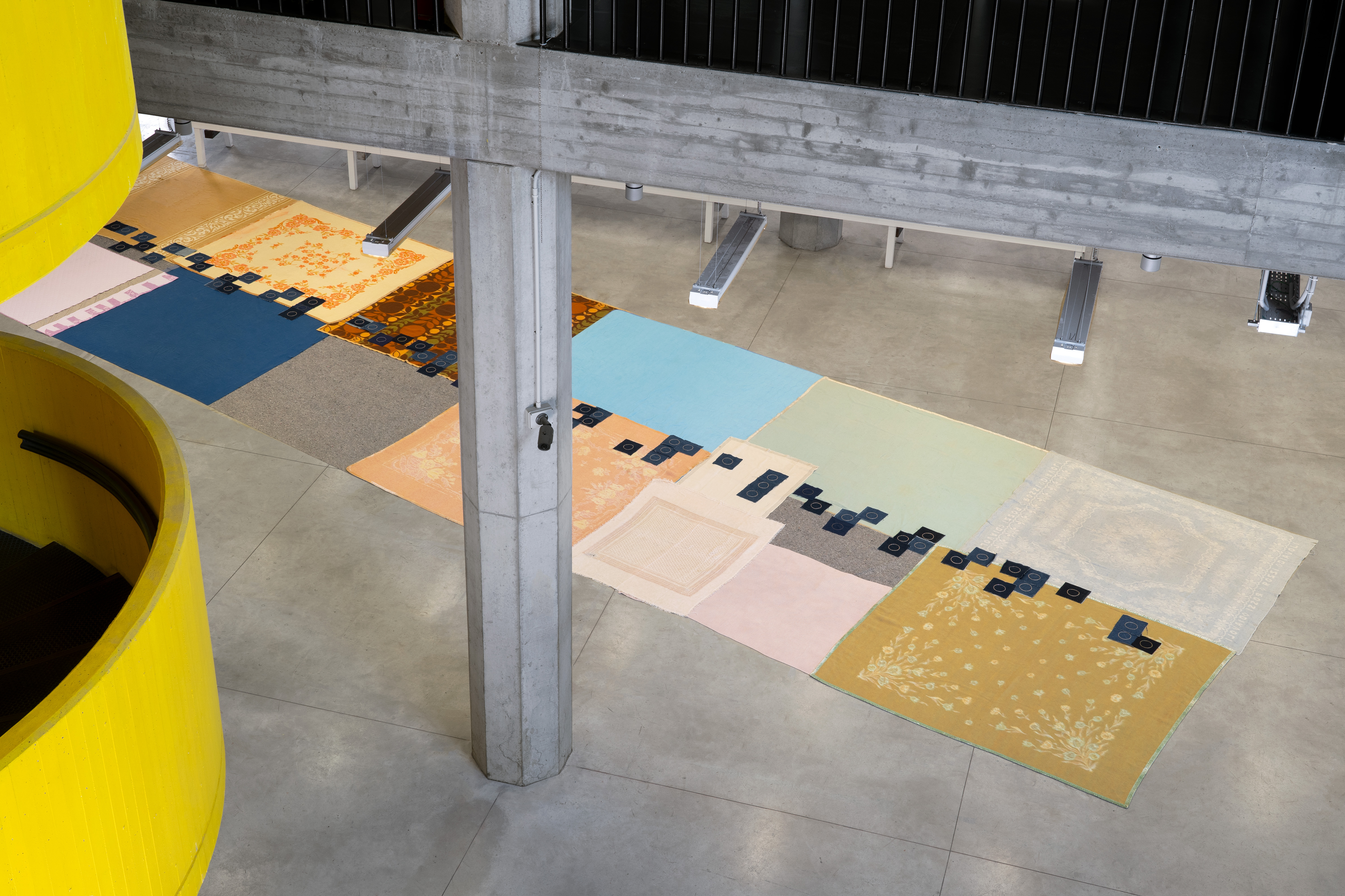 Giovanni Gaggia, Com’è il cielo in Palestina?, veduta della mostra, Casa della Memoria, Milano, 2025, Foto di Matteo Pasin