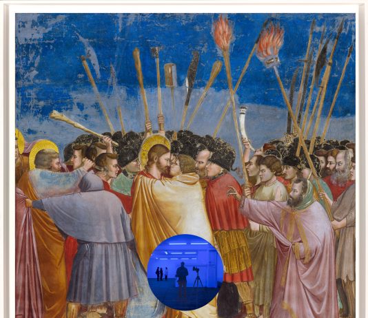 Specchi e metamorfosi di Jeff Koons in mostra tra gli affreschi di un Palazzo del ‘700