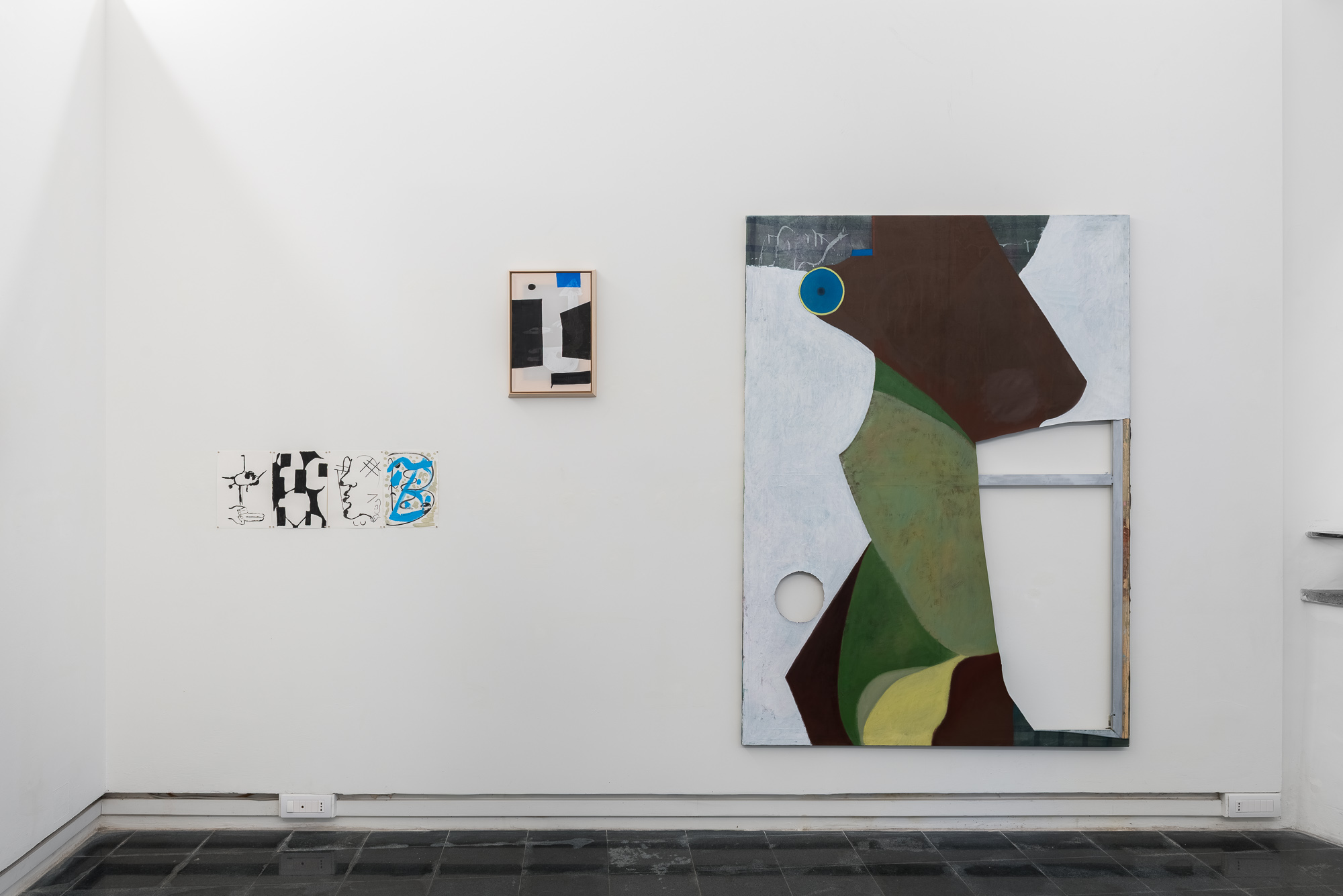 Lorenzo Modica, The Unfolding of Itself, veduta della mostra presso la Galleria Eugenia Delfini, Roma, 1 ottobre - 29 novembre 2025. Foto di Sebastiano Luciano. Courtesy Galleria Eugenia Delfini