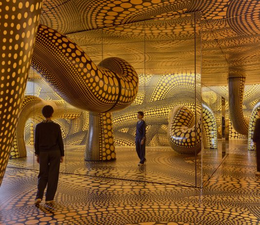 I mondi infiniti di Yayoi Kusama arrivano alla Fondation Beyeler di Basilea