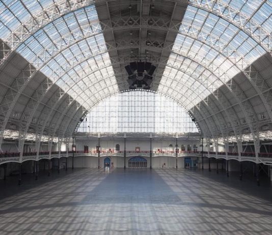 Photo London cambia casa photo london