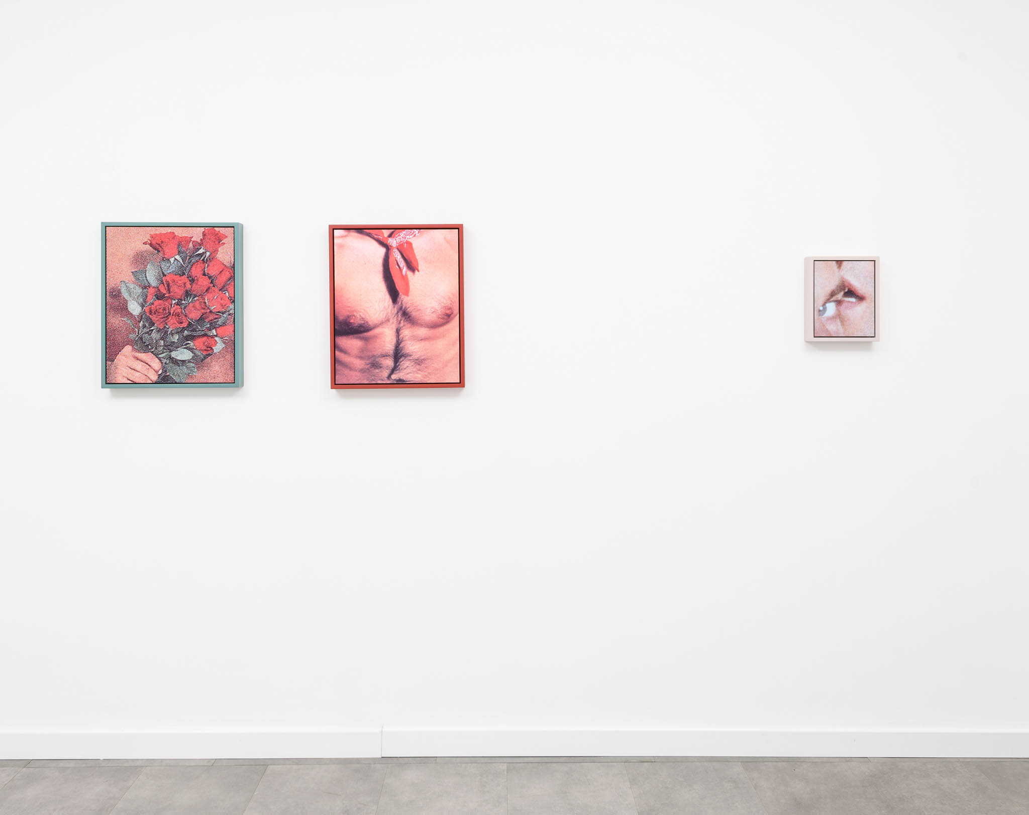 Pacifico Silano, Assume the position, veduta della mostra, Monti 8, Roma, 2025