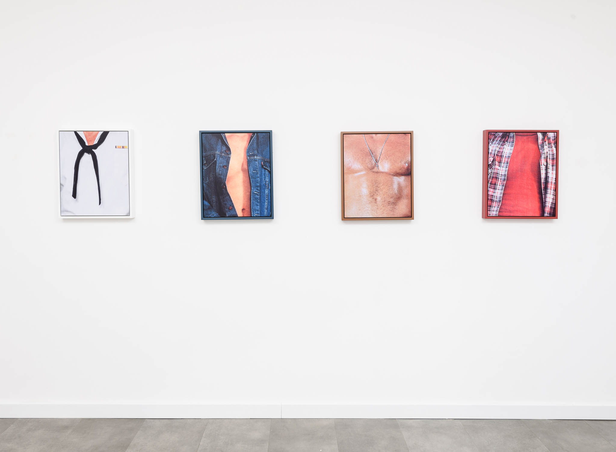 Pacifico Silano, Assume the position, veduta della mostra, Monti 8, Roma, 2025