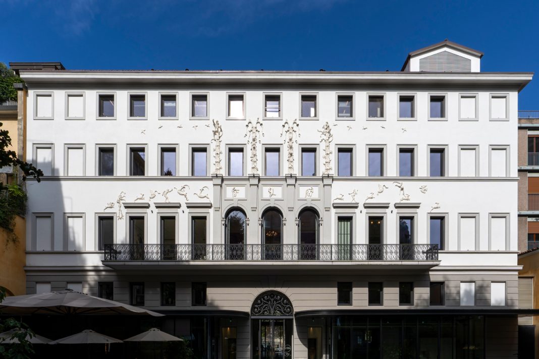 Diego Cibelli, Una vita all'aria aperta, veduta dell'installazione, foto Daniele Portanome per Fondazione Luigi Rovati, Milano, 2025