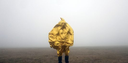Giovanni de Gara, l’oro che accoglie: la videoinstallazione al Museo dell’Opera del Duomo di Firenze