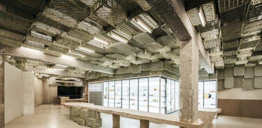 Fare la spesa a Maiorca può diventare un’esperienza brutalista