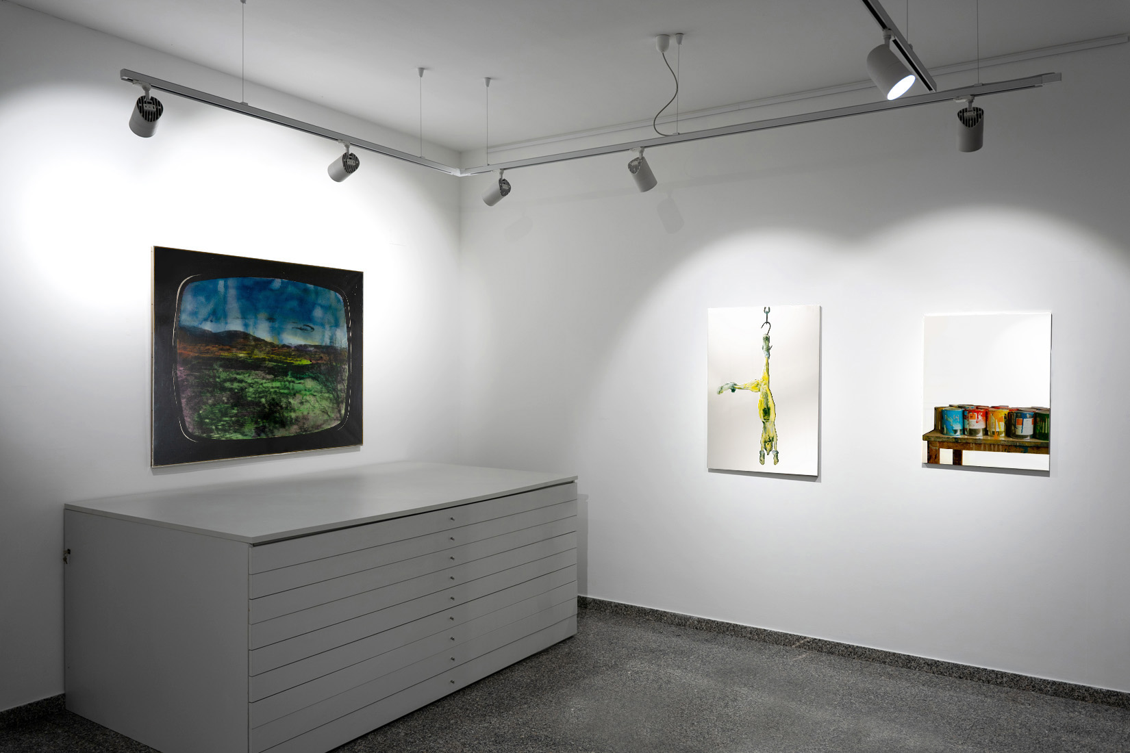 Michelangelo Pistoletto / Mario Schifano. Preistoria delle nuove immagini, veduta della mostra, Sangallo Fine Art, Vasto, 2025