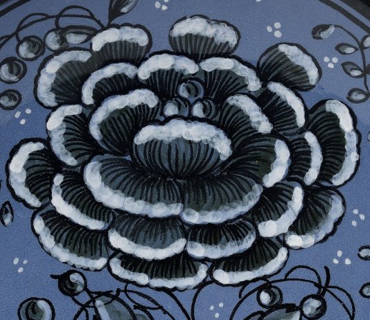 La maiolica secondo Molaroni: un viaggio di 145 anni in mostra a Casa Bucci di Pesaro