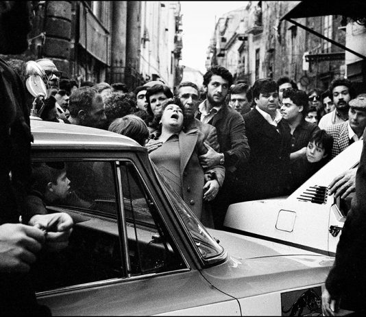 Letizia Battaglia, il gioco e il dramma del mondo: la mostra a Forlì