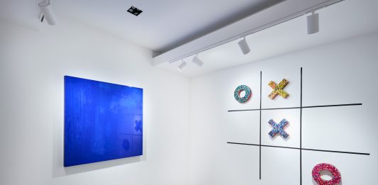 Vedere troppo per poter vedere davvero: la prima personale di Gianluca Patti a Bologna