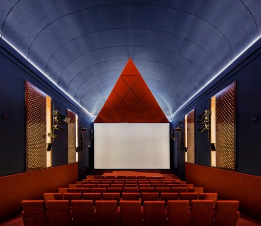 Il nuovo cinema del Museo Reina Sofía a Madrid è un gioiello del design