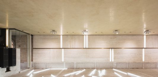 Un assaggio del festival delle luci di Noor Riyadh approda a Venezia