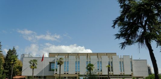 Italia e Albania fanno squadra per la cultura. E in campo scende anche il MAXXI