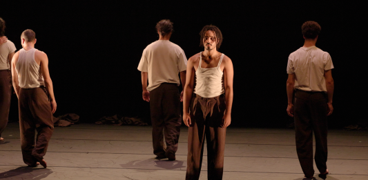 Les Noces: Emilio Calcagno rilegge l’energia esplosiva di un arduo Stravinskji