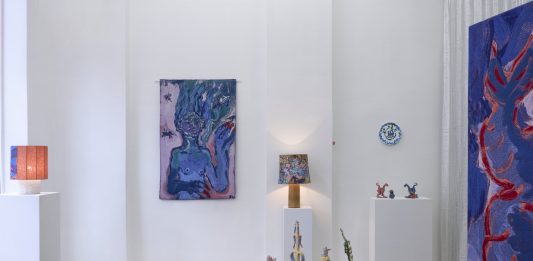 Flaminia Veronesi trasforma l’Oxilia Gallery in un mondo fantastico