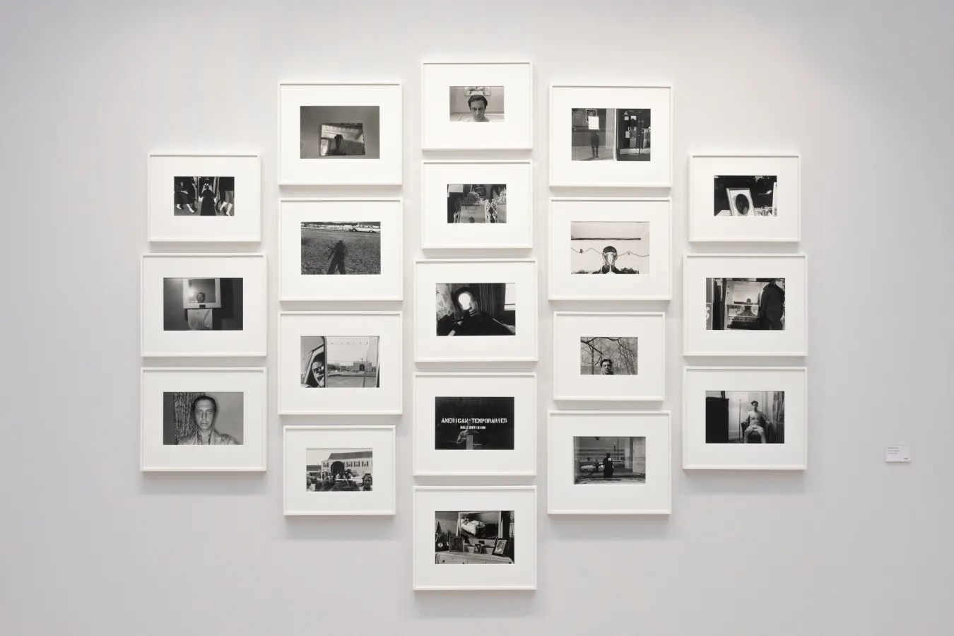 Fraenkel, veduta dell'installazione, Paris Photo 2025