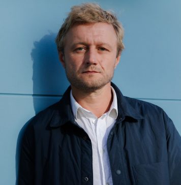 Vasyl Cherepanyn curerà la Biennale d’arte di Berlino 2027: il suo profilo