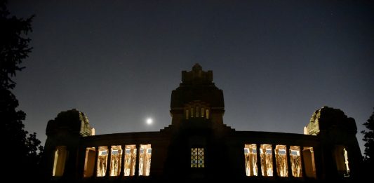 Contemporary Locus, arte contemporanea al Cimitero Monumentale di Bergamo Cimitero Bergamo arte contemporanea