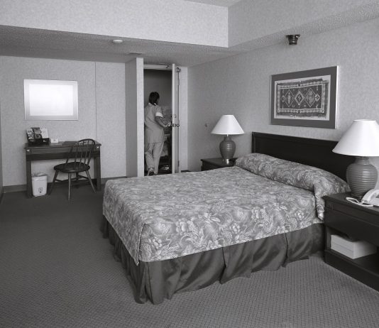 Tutte le case del mondo in un’unica Biennale: succede a Bologna