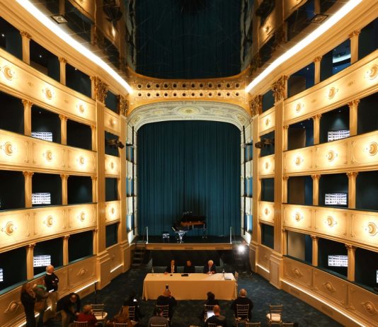 Il Teatro Nazionale di Firenze torna a vivere e a dialogare con il presente Teatro Nazionale di Firenze