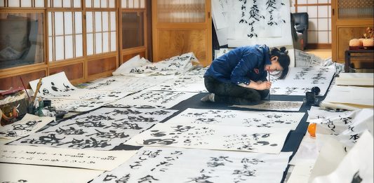 Intervista a SISYU: dove la calligrafia va oltre il segno