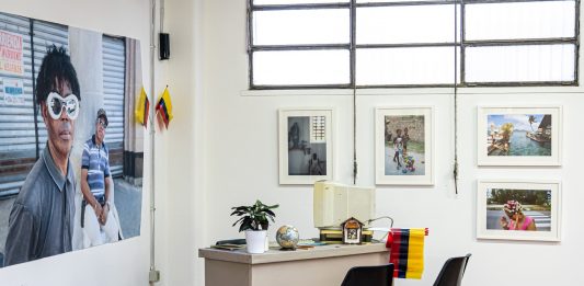 Sul lungotevere a Roma un ex magazzino si trasforma in un laboratorio artistico white gallery