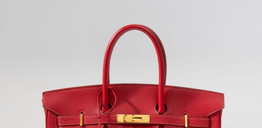 Il gran finale di Cambi Casa d’Aste, tra moda, design e icone pop