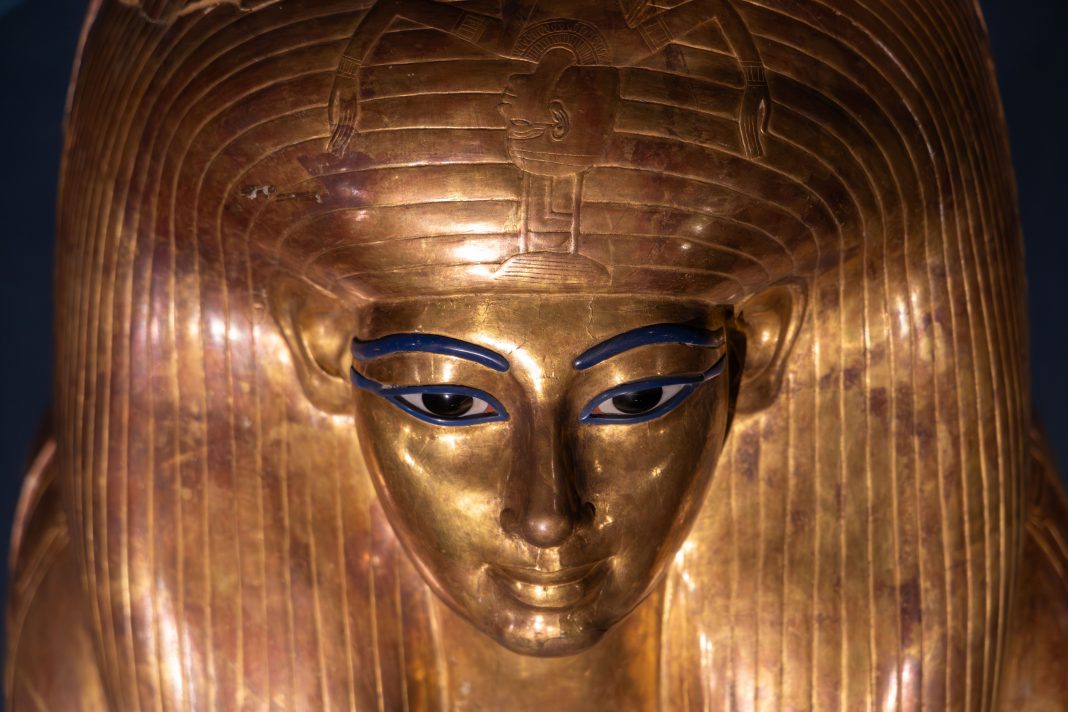 Tesori dei Faraoni, veduta della mostra, Scuderie del Quirinale, ph. Monkeys Video Lab