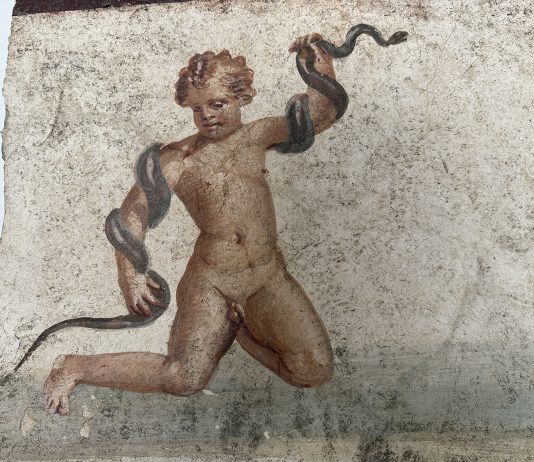 Ercole torna nell’antica Pompei: la storia di un affresco trafugato e ritrovato affresco ercole pompei