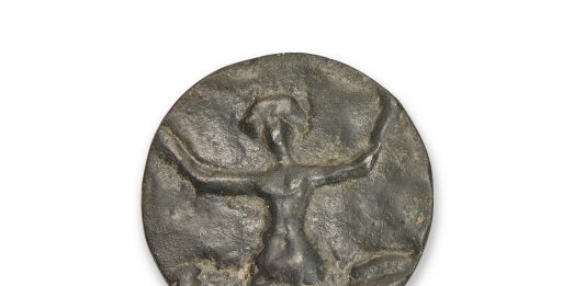 All’asta i bottoni realizzati da Alberto Giacometti per Elsa Schiaparelli giacometti schiaparelli