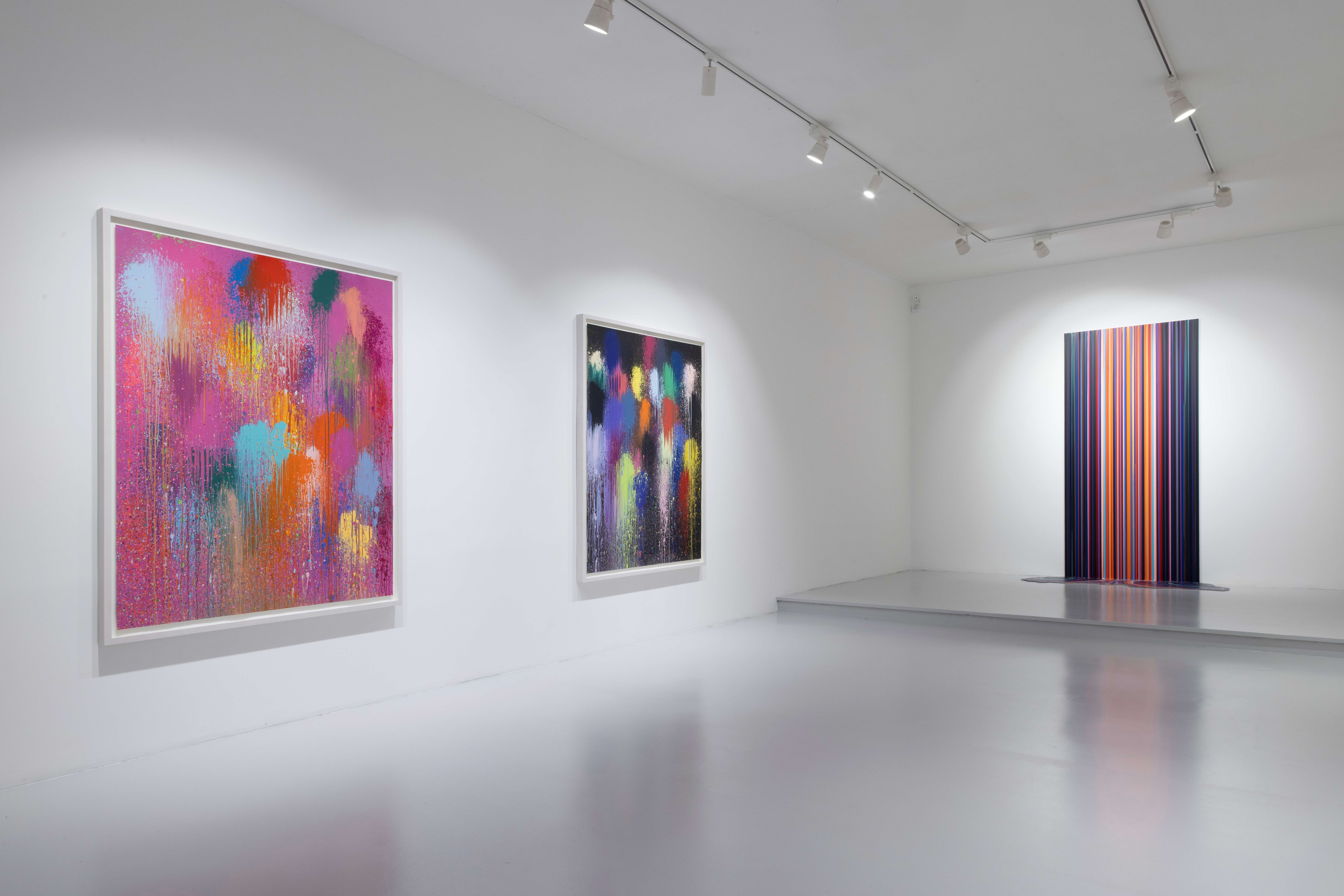 Ian Davenport, Holding our Centre, veduta della mostra, Luca Tommasi Arte Contemporanea, Milano, 2025